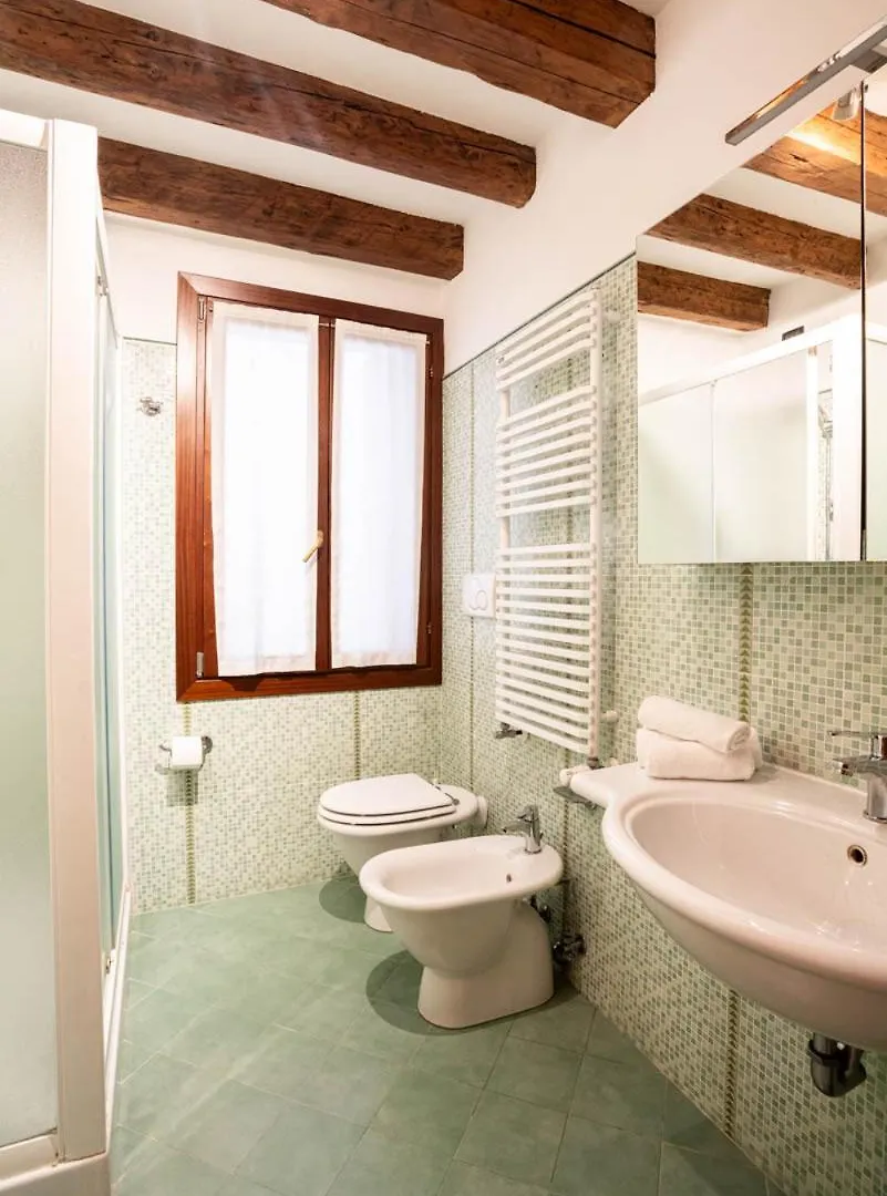 Salmaso Apartments  Venice