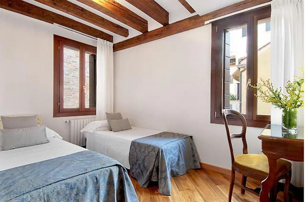 Salmaso Apartments Βενετία